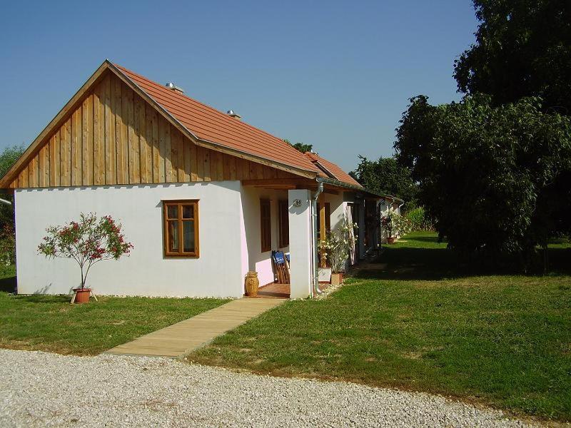 Villa Martonvendeghaz 1 à Gelse Extérieur photo
